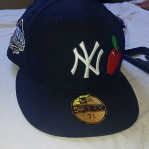 Yankees fitted hat with patches